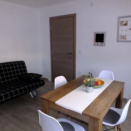 Apartmani Berno Starigrad Paklenica Zewnętrze zdjęcie
