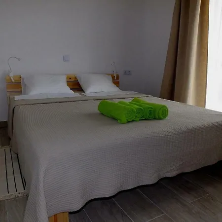 Apartmani Berno Starigrad Paklenica Zewnętrze zdjęcie