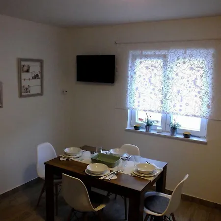 Apartmani Berno Starigrad Paklenica Zewnętrze zdjęcie